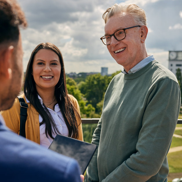 Card Grid Professional (2) 832X832px Squooshed