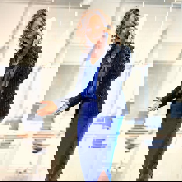 Card Grid Executives (1) 832X832px Squooshed